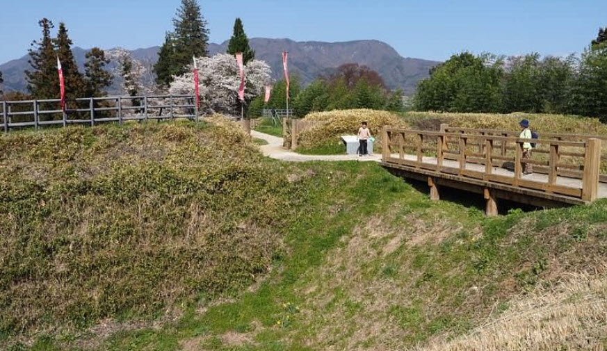 Nagurumi Castle Ruins Information Center, Japan